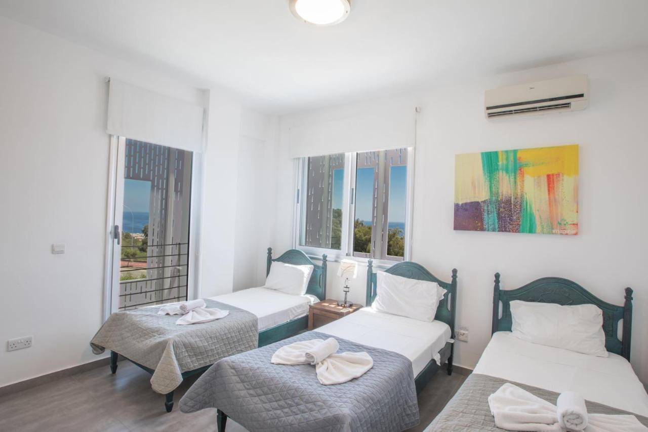 Chloe Luxury Villas Protaras Exterior photo