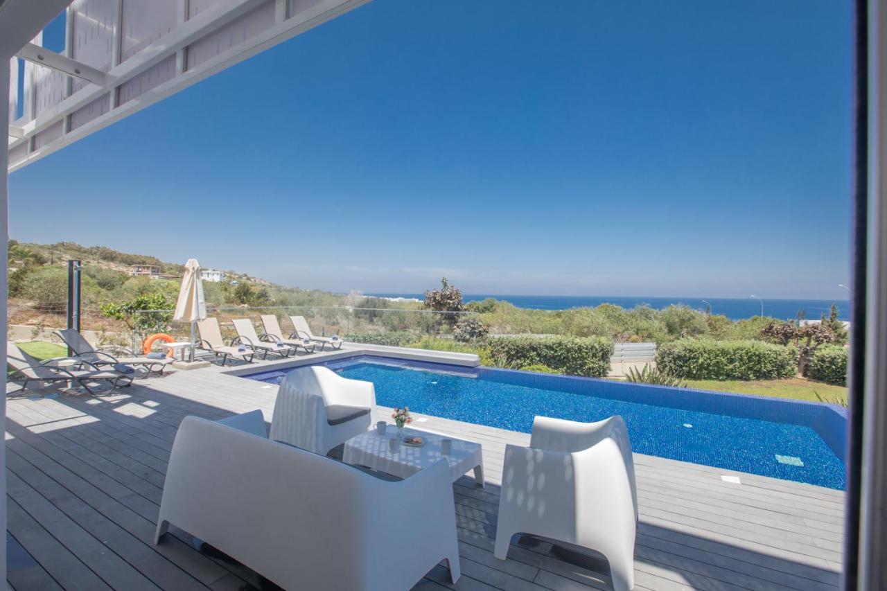 Chloe Luxury Villas Protaras Exterior photo