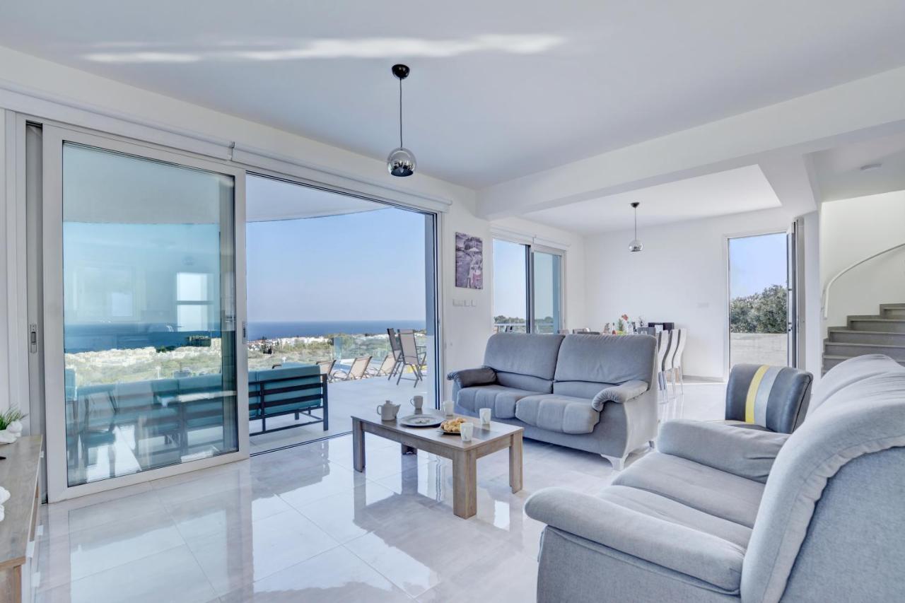 Chloe Luxury Villas Protaras Exterior photo