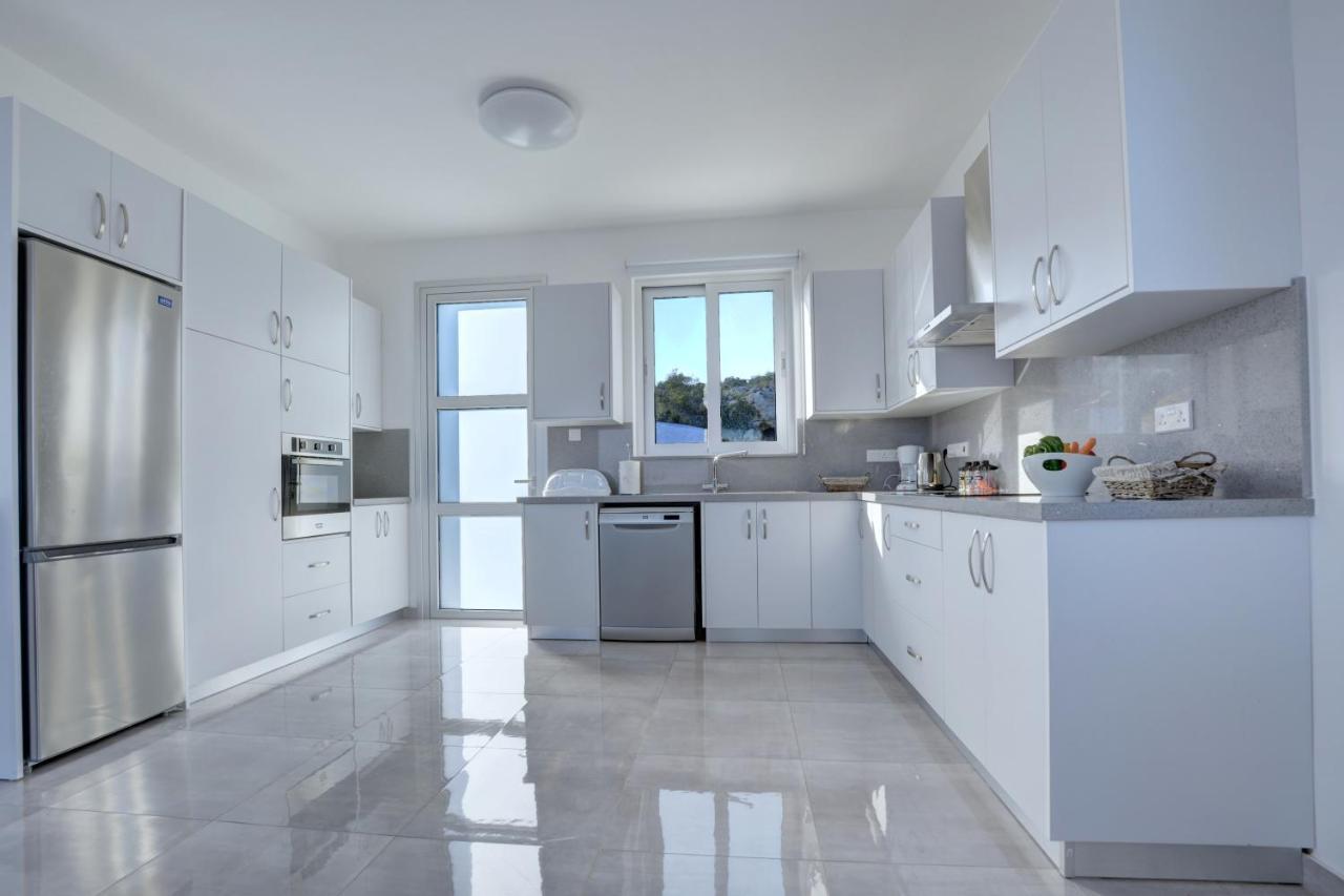 Chloe Luxury Villas Protaras Exterior photo