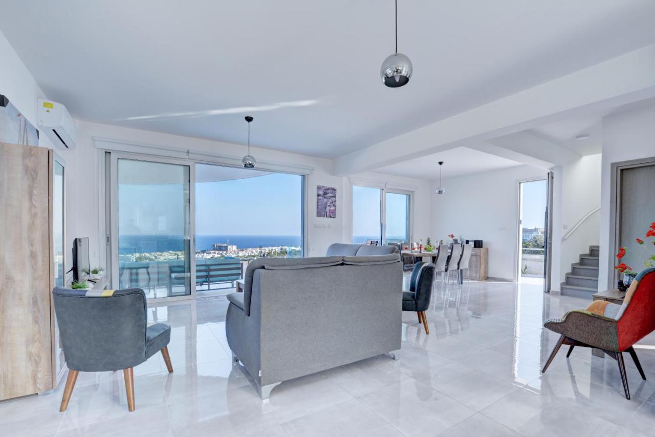 Chloe Luxury Villas Protaras Exterior photo